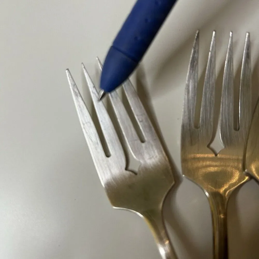 Carlton Silver Plate Salad Fork Set Of 4 Forks Cherie Pattern - Picture 9 of 12